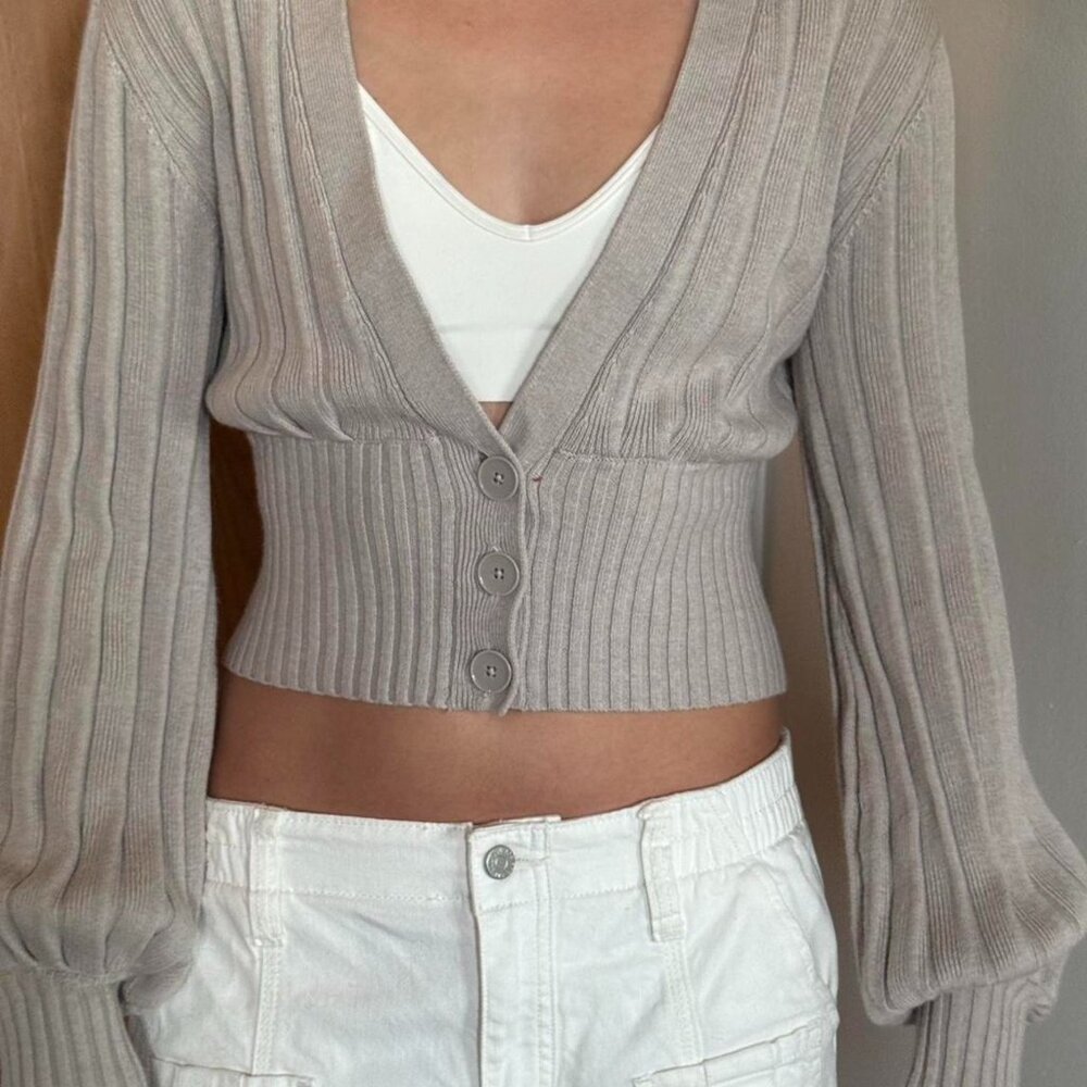 Aritzia Wilfred Thais Knit Plunge Sweater Cardigan Wool Cotton Grey Size Medium - Picture 1 of 7